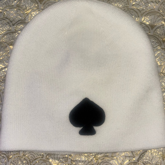 Kate Spade Classic Logo Beanie Hat NWOT - Picture 1 of 4